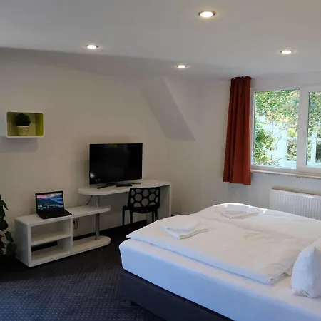 Hs Stromberg 2* Штромберг