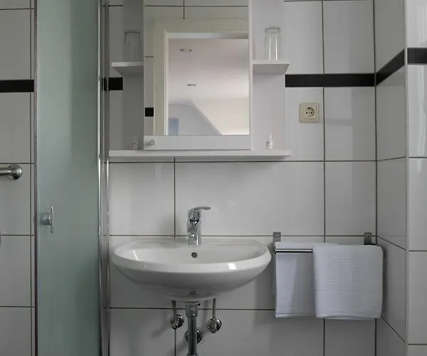 Hs Stromberg מלון 2*