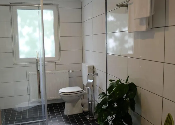 מלון Hs Stromberg 2*